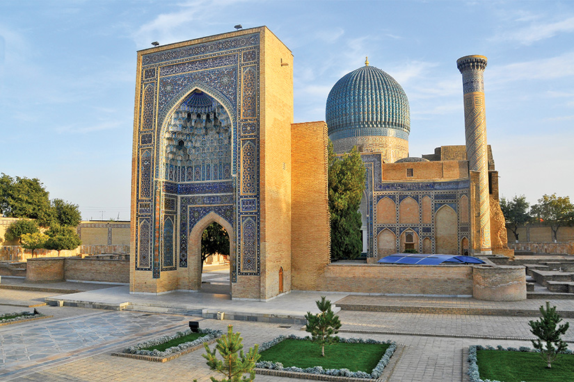 circuit ouzbekistan samarcande mausolee gur emir de tamerlan amir oriental et sa famille 29 as_210586467